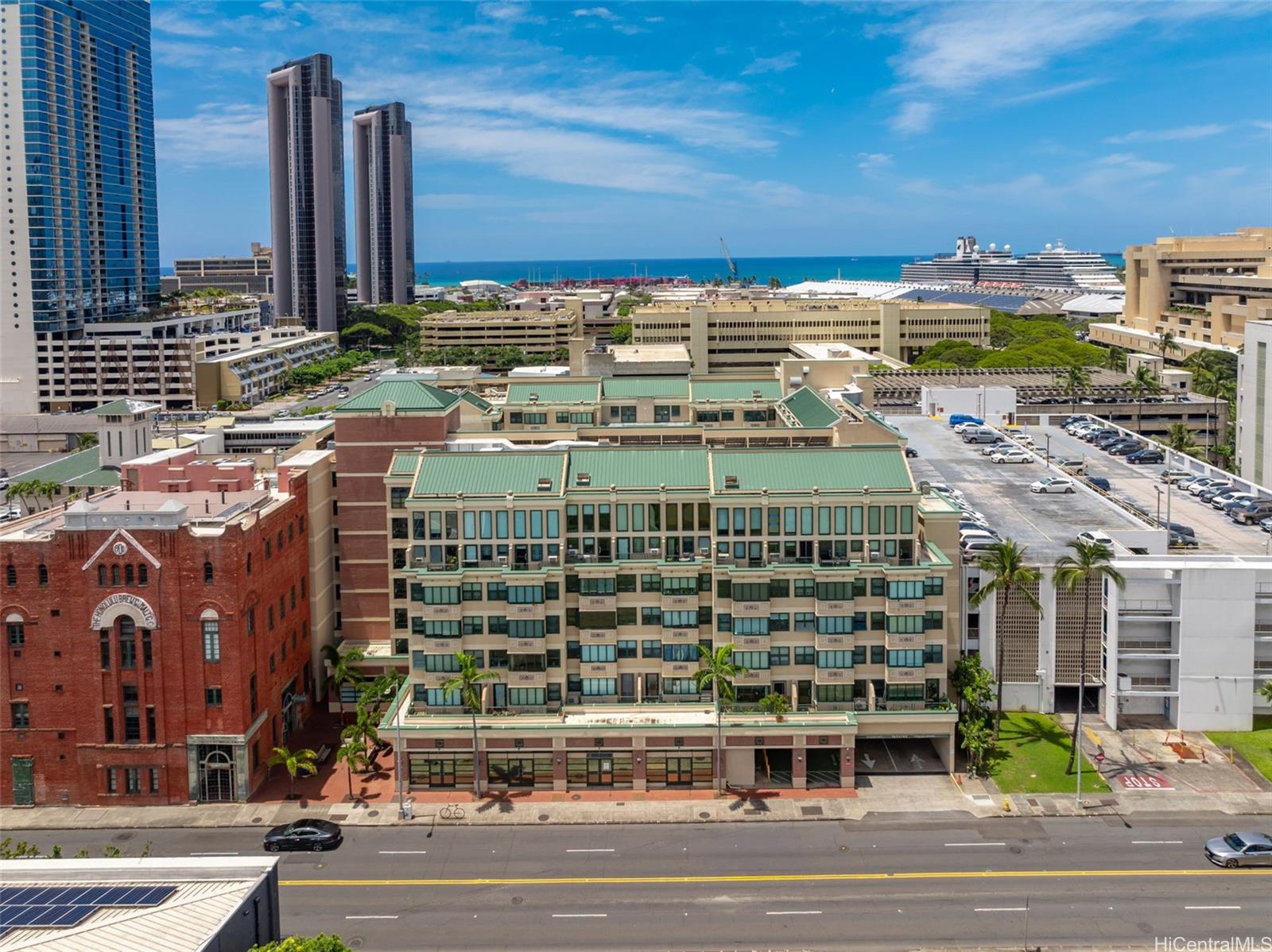 545 Queen Street  Unit 334