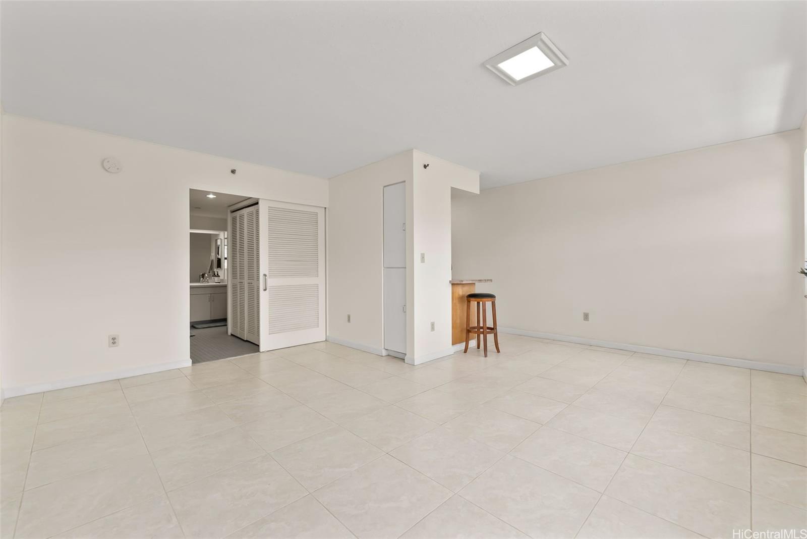 545 Queen Street  Unit 334
