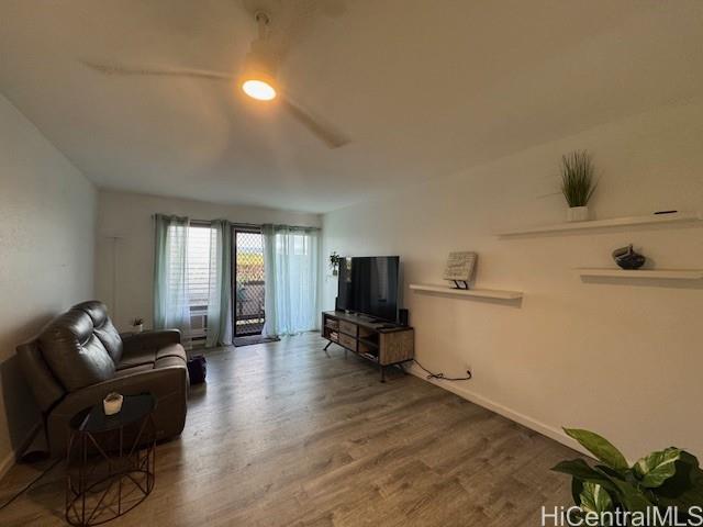 Photo 13 of 23
