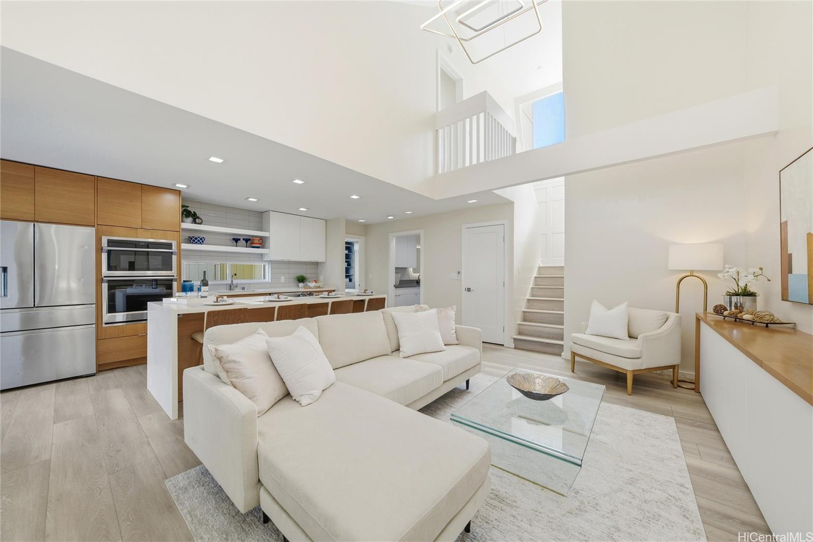 6117 Summer Street 6117D