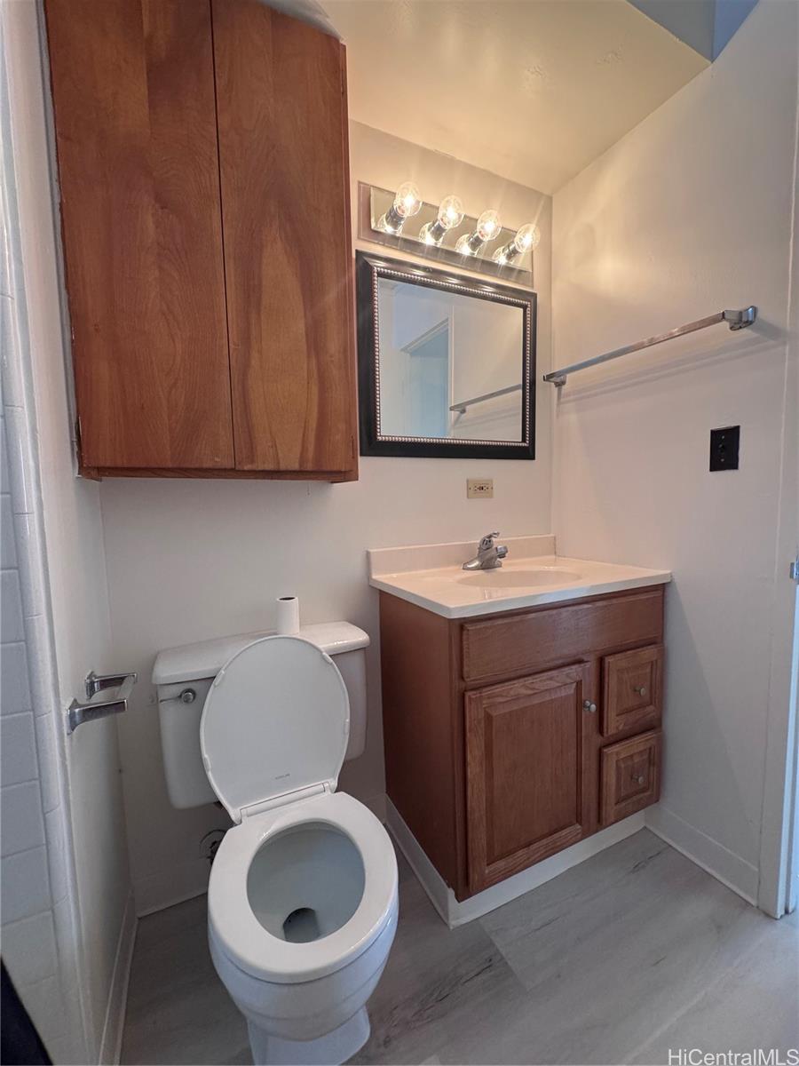 1714 Anapuni Street  Unit 304