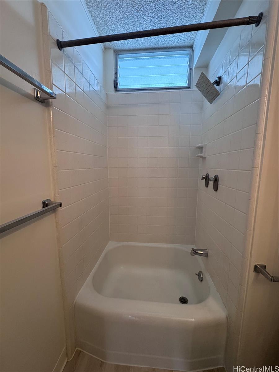 1714 Anapuni Street  Unit 304