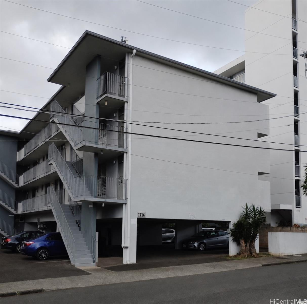 1714 Anapuni Street  Unit 304