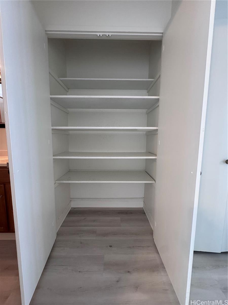 1714 Anapuni Street  Unit 304