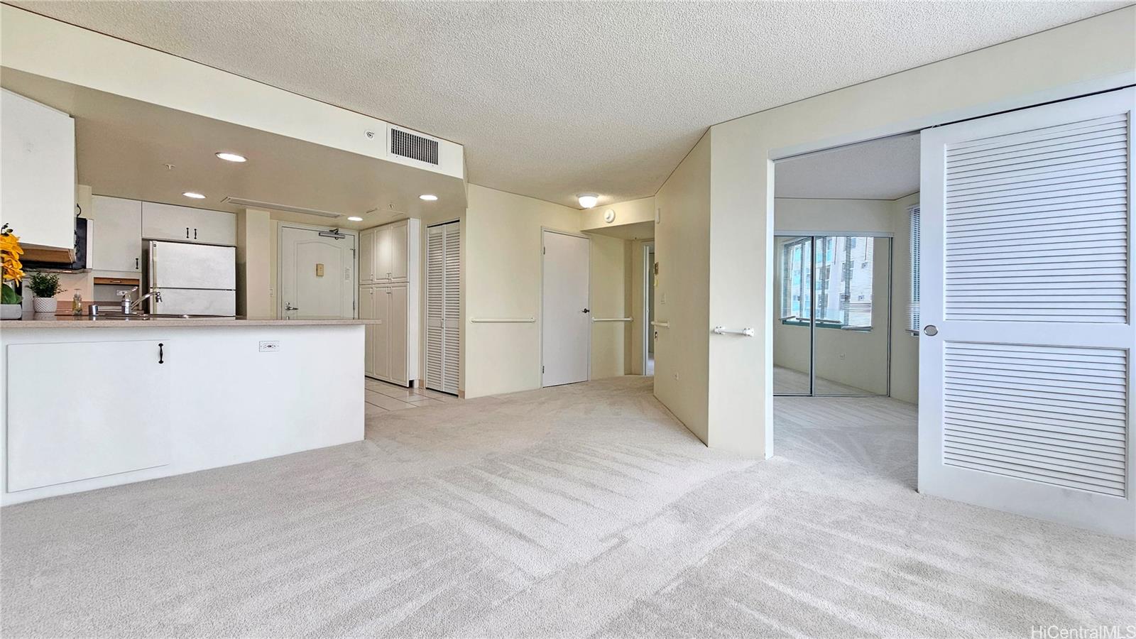 1314 Kalakaua Avenue  Unit 506