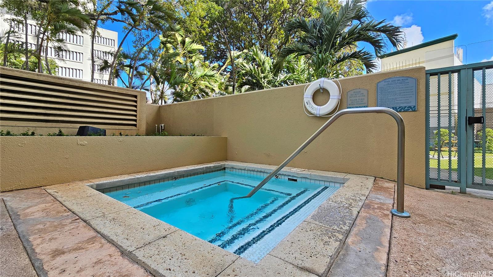 1314 Kalakaua Avenue  Unit 506