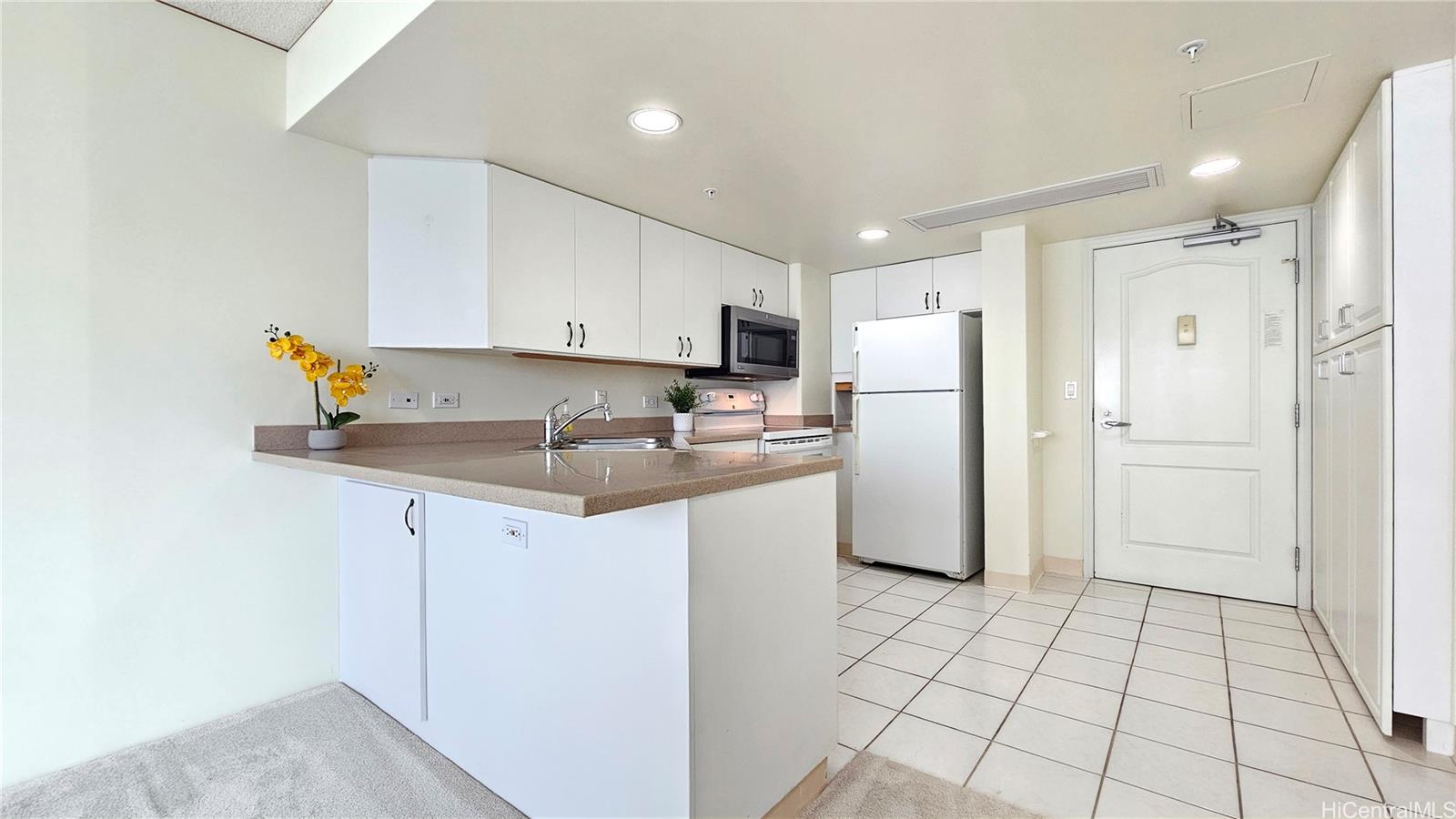 1314 Kalakaua Avenue  Unit 506