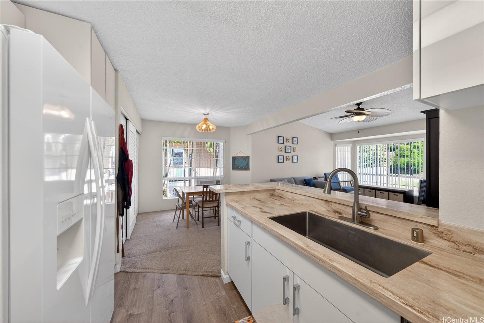 594 Mananai Place  Unit 21W