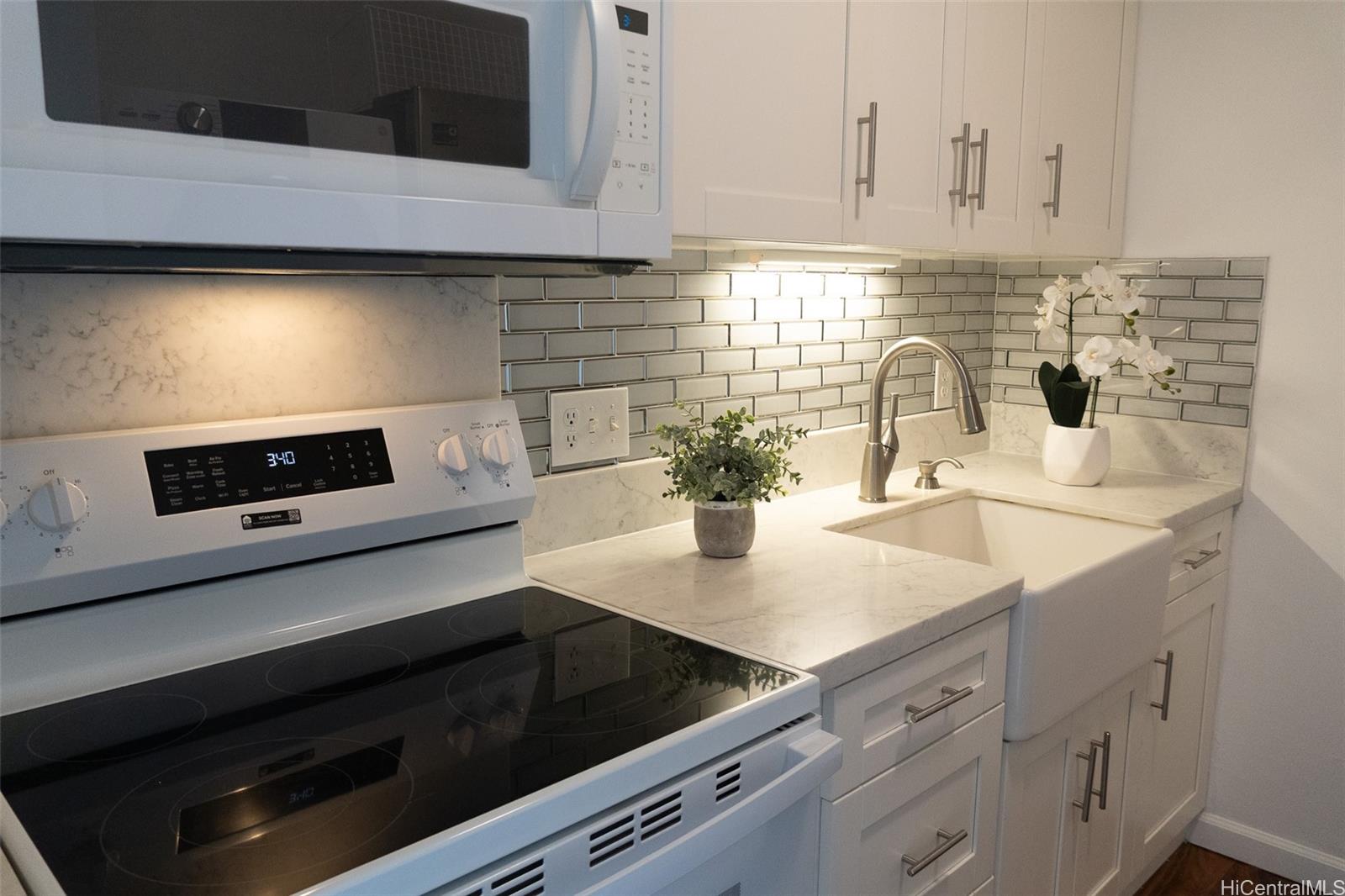 2121 Algaroba Street  Unit 707