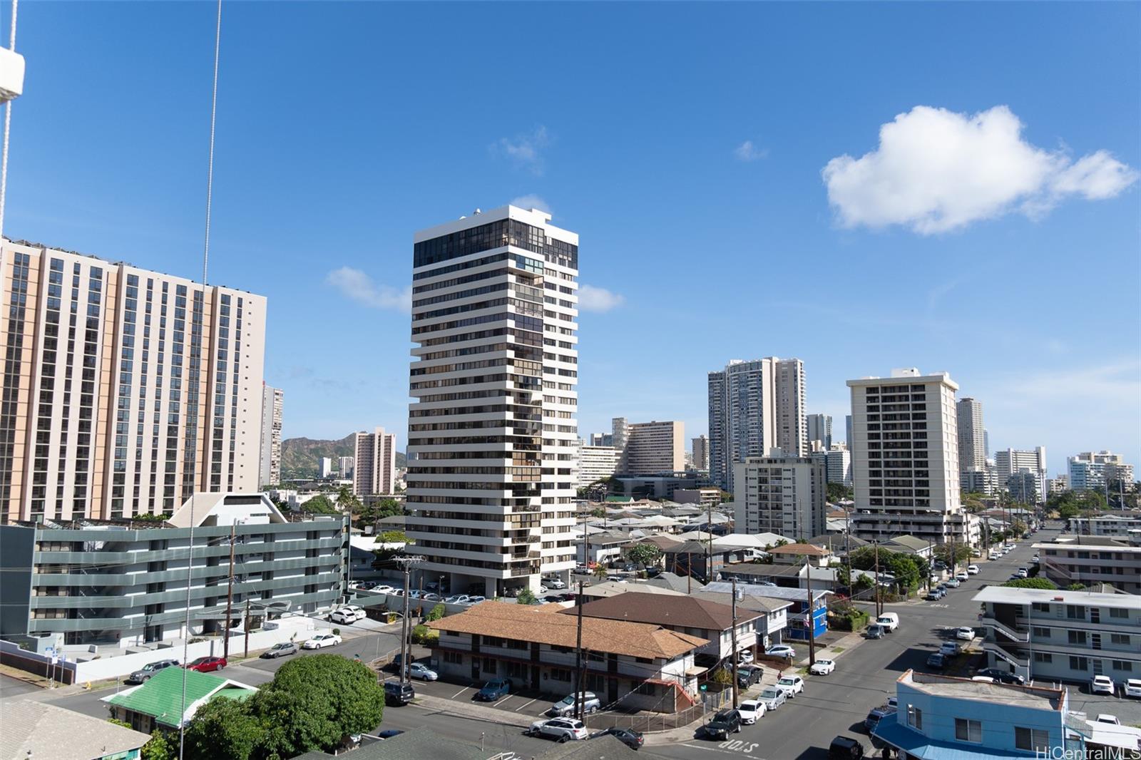 2121 Algaroba Street  Unit 707