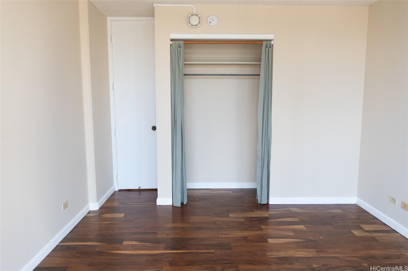 2121 Algaroba Street  Unit 707