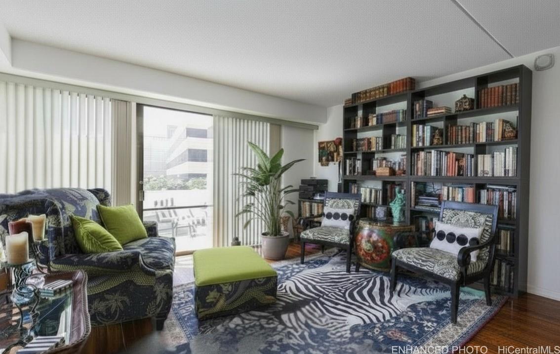 700 Richards Street  Unit 706