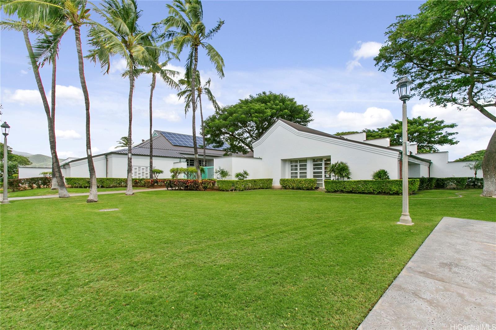 91-1032 Kaiau Avenue  Unit 8E