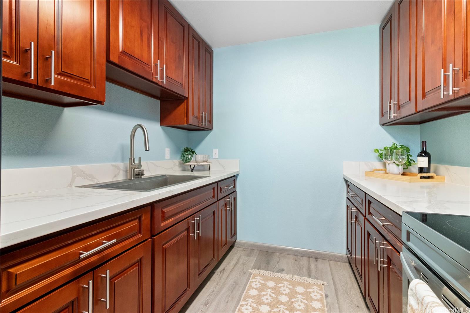 91-1032 Kaiau Avenue  Unit 8E