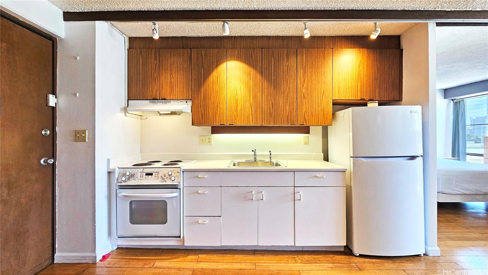 1655 Makaloa Street  Unit 710