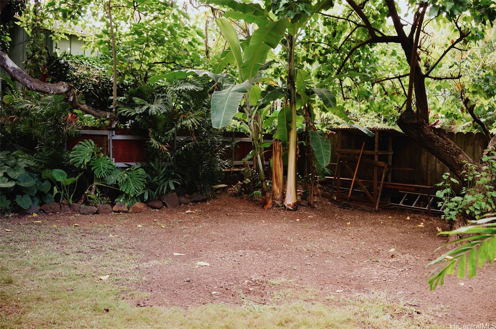 Photo 22 of 25