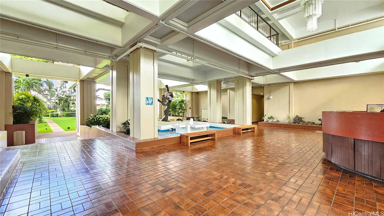 2333 Kapiolani Boulevard  Unit 2102