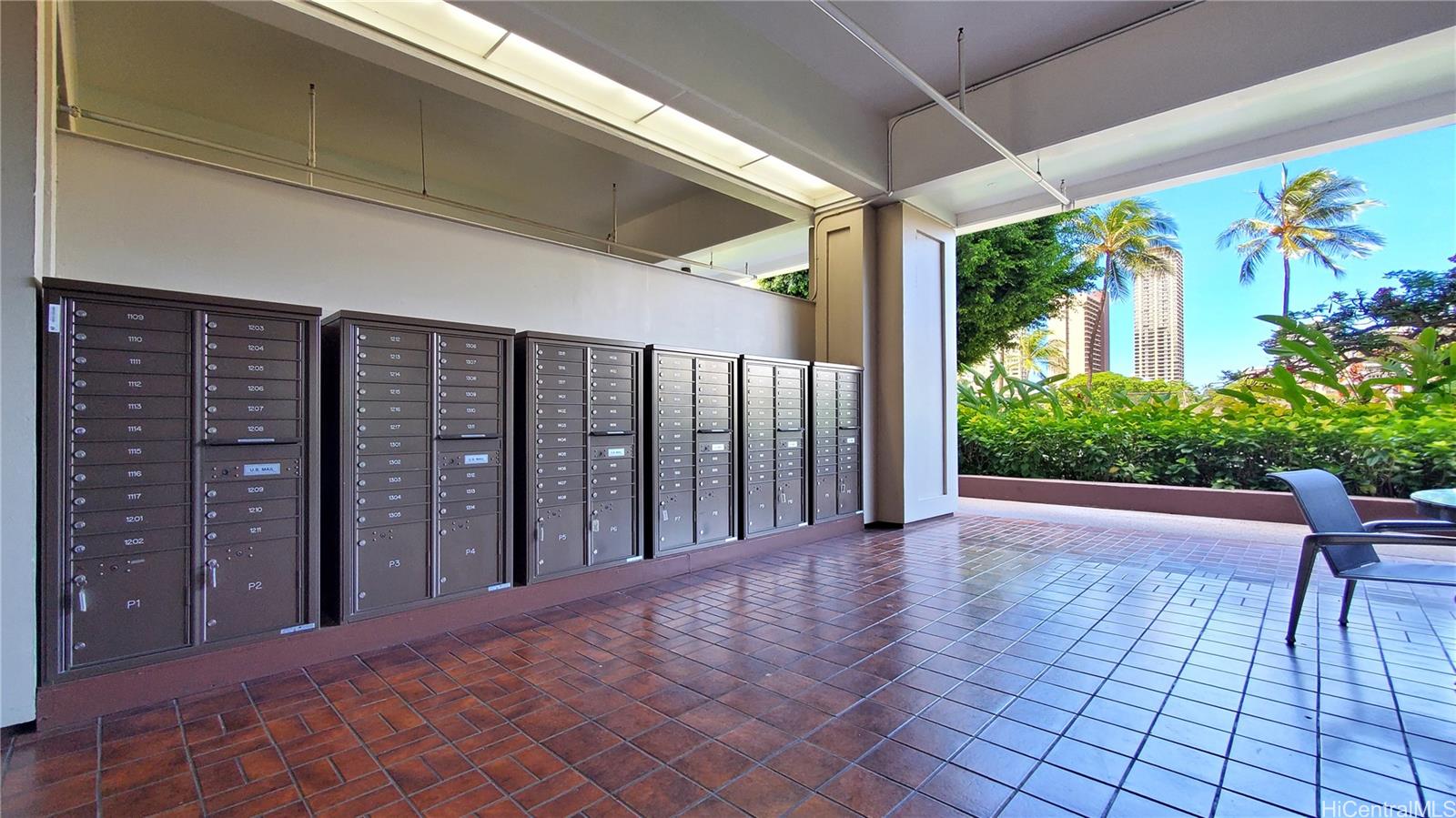 2333 Kapiolani Boulevard  Unit 2102