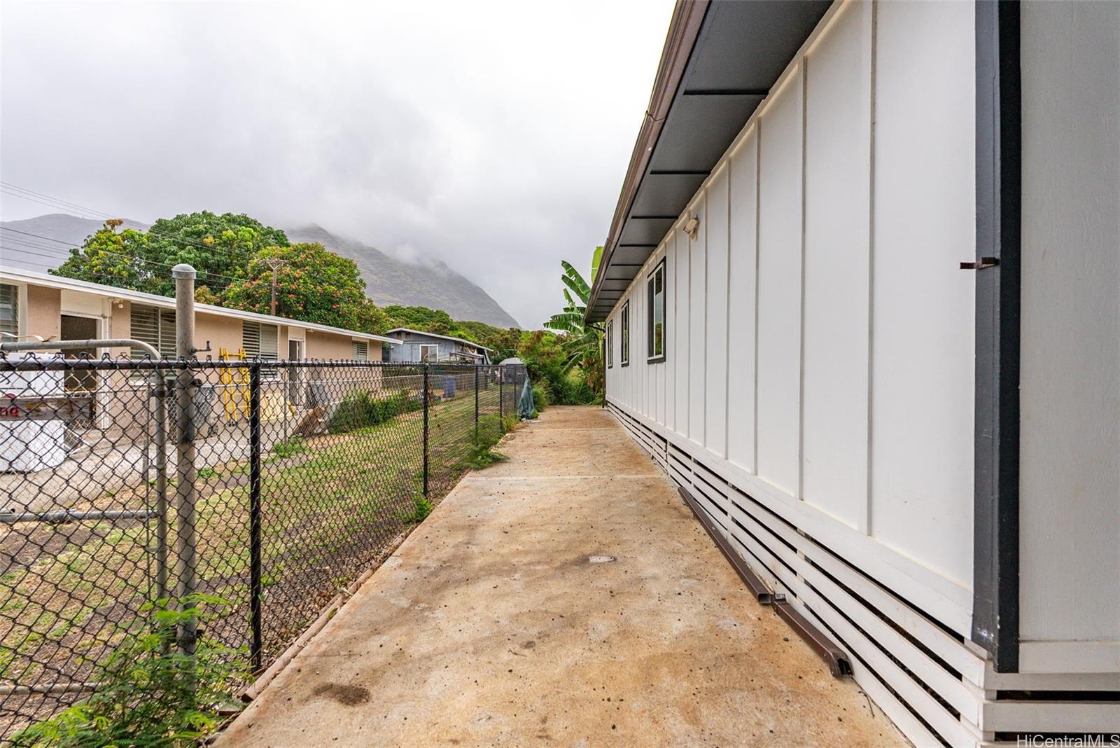 84-736 Lahaina Street