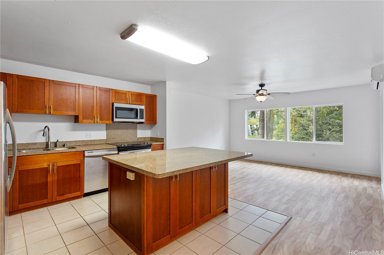 95-060 Waikalani Drive A301