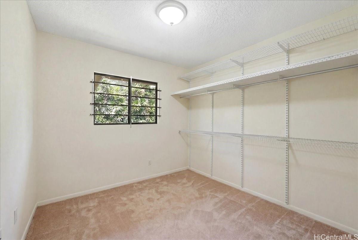 Photo 9 of 25