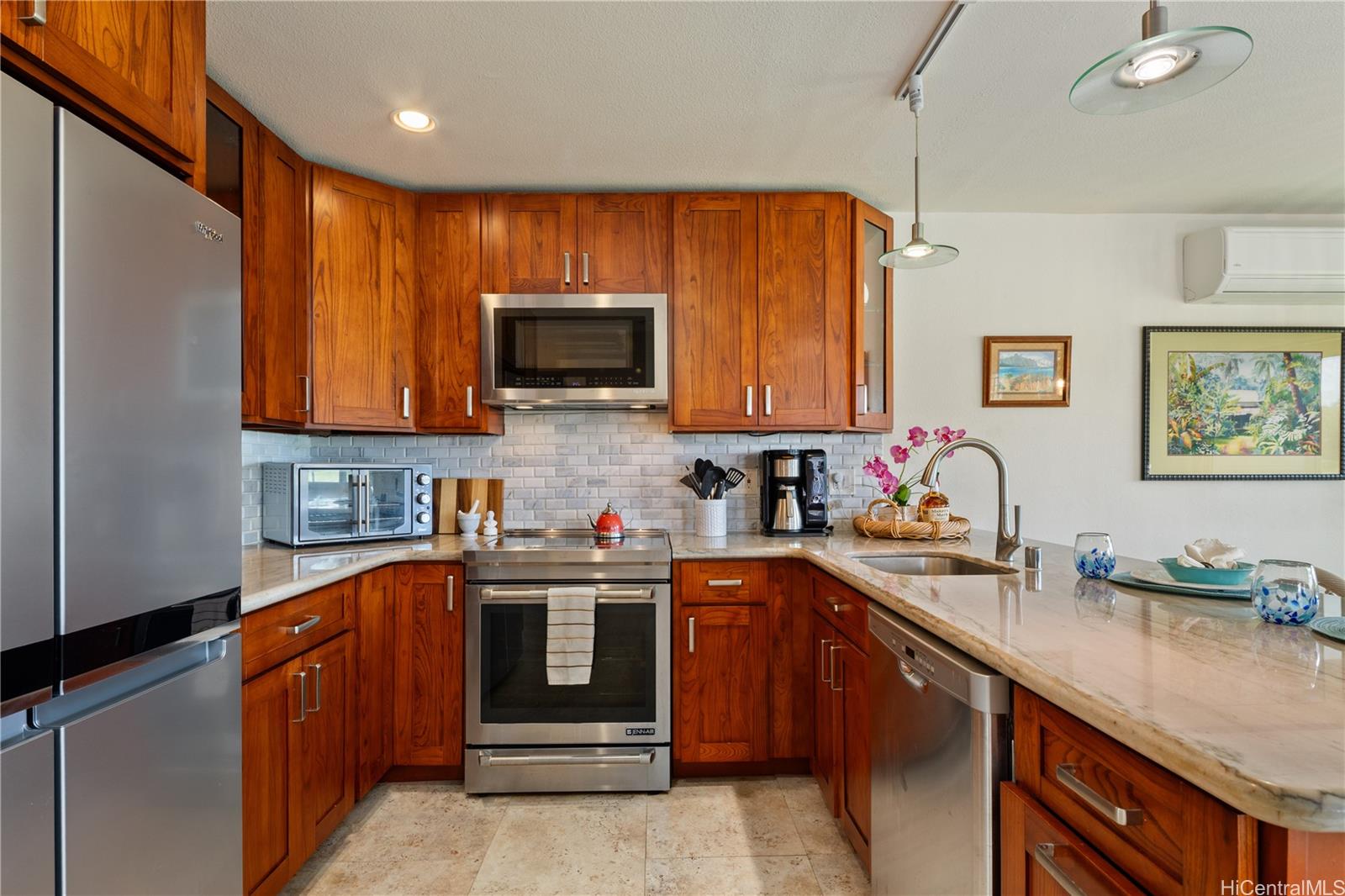 92-1481 Aliinui Drive  Unit 19D