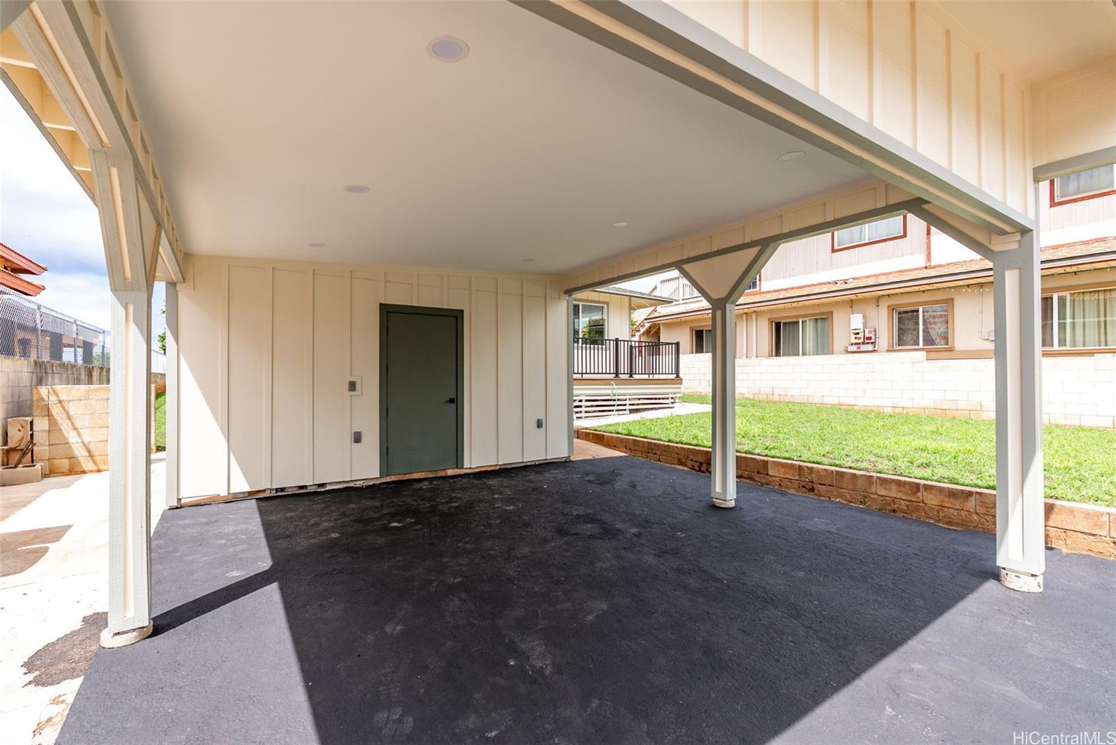92-695 Paakai Street