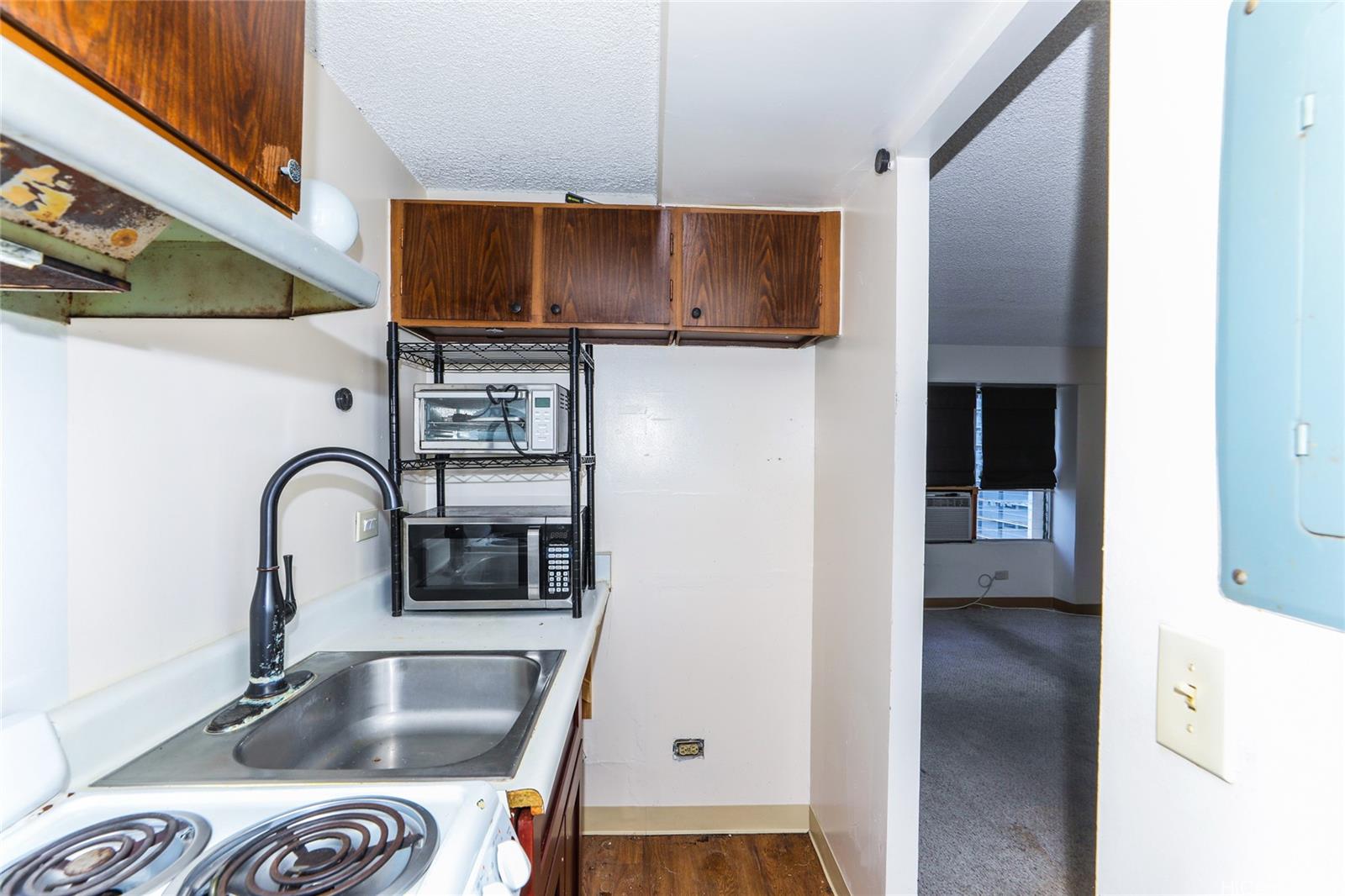 2525 Date Street  Unit 1304