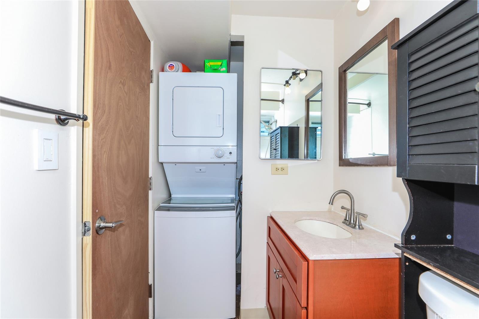 2525 Date Street  Unit 1304