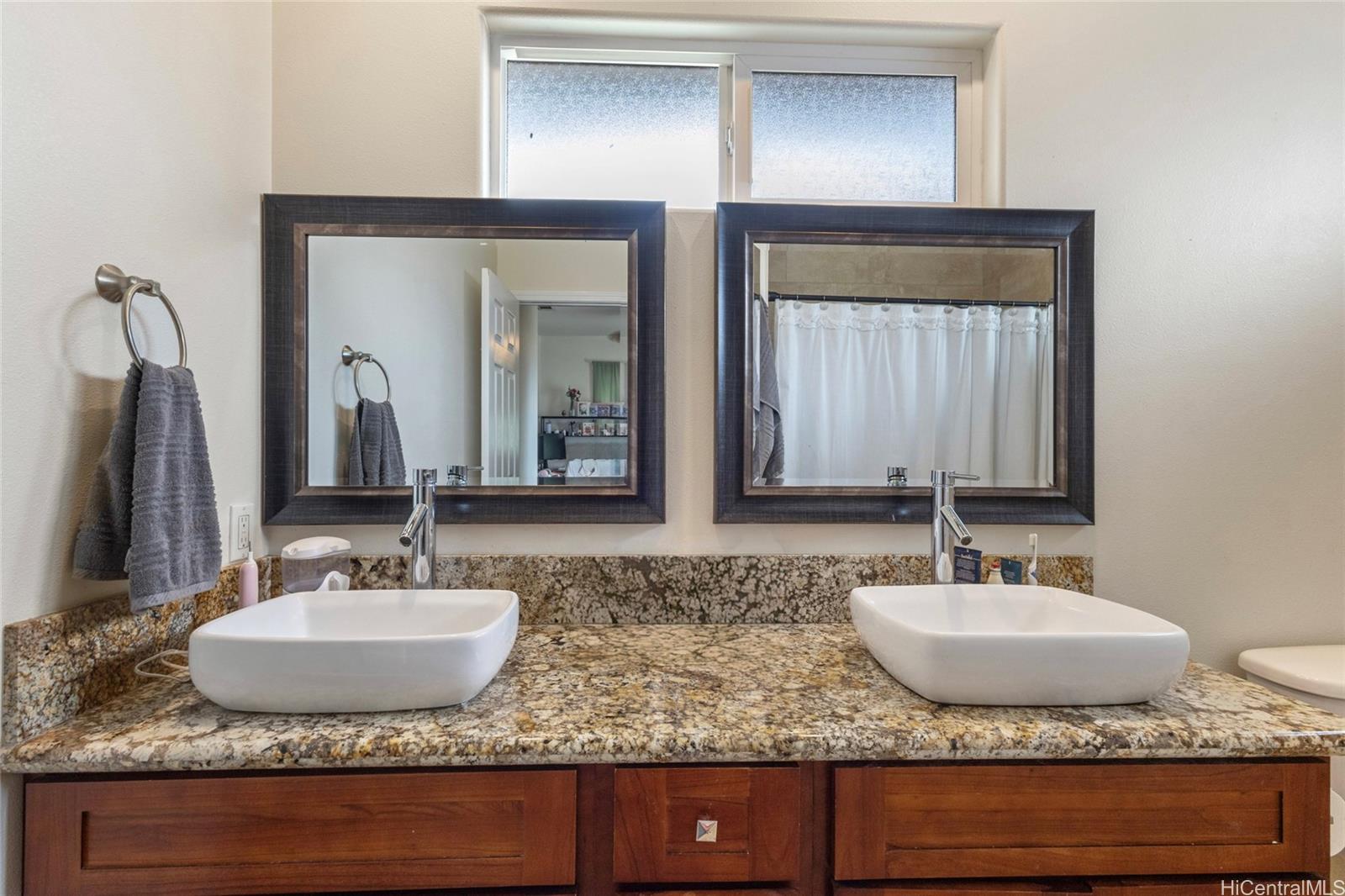 87-1720 Farrington Highway  Unit 4
