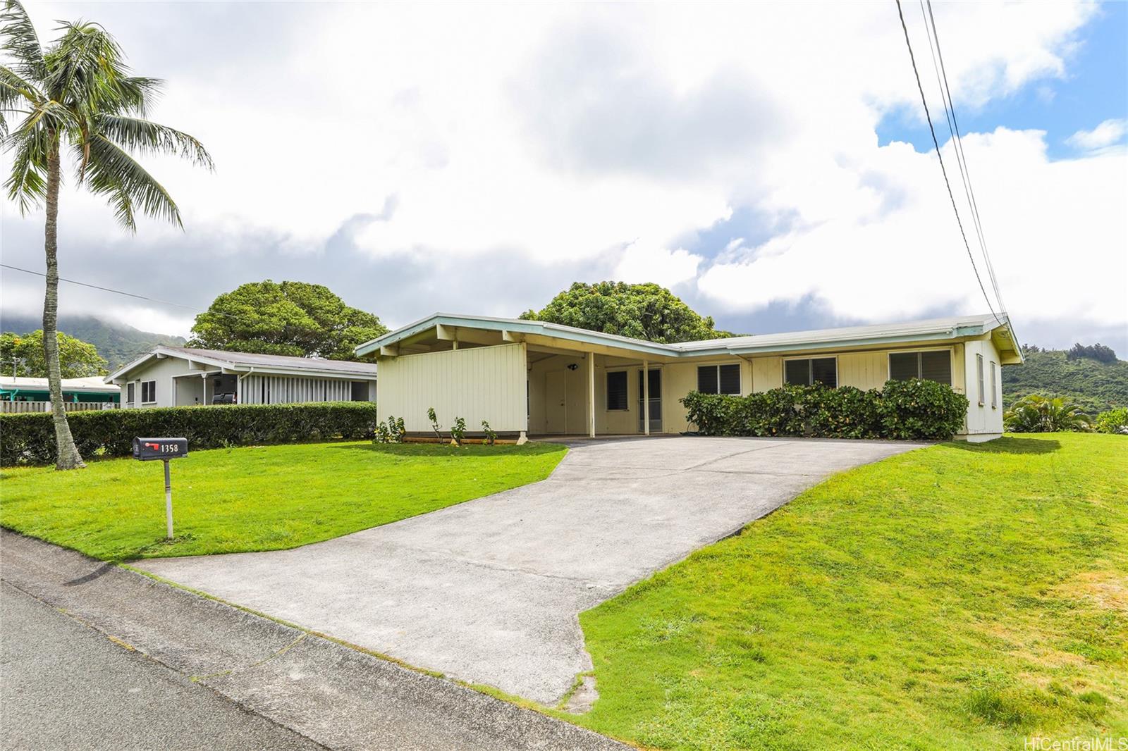 1358 Manu Aloha Street