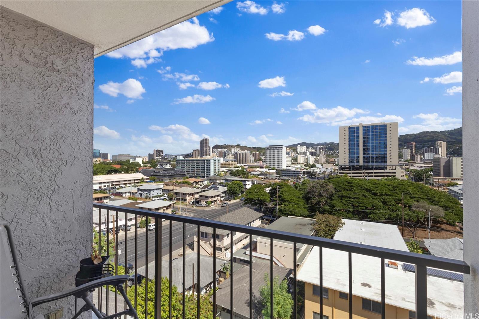 725 Piikoi Street  Unit 803