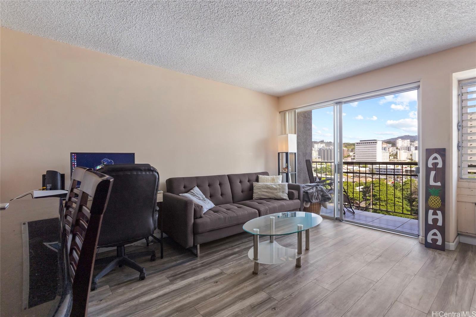 725 Piikoi Street  Unit 803
