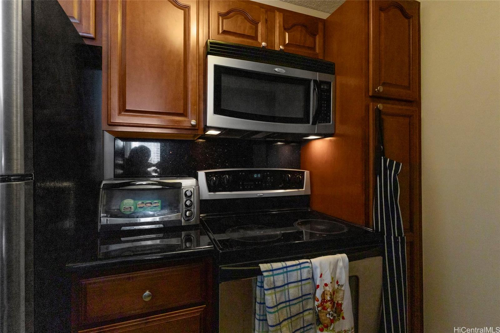 725 Piikoi Street  Unit 803