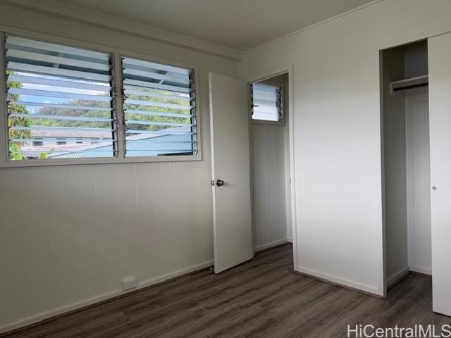 Photo 13 of 23
