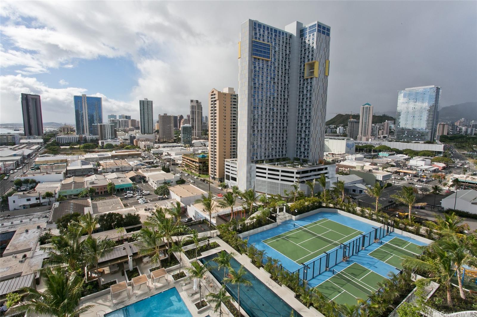 333 Ward Avenue  Unit 1607