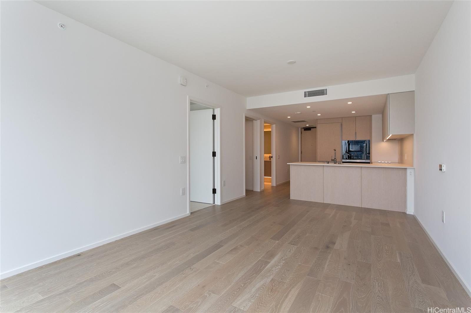333 Ward Avenue  Unit 1607