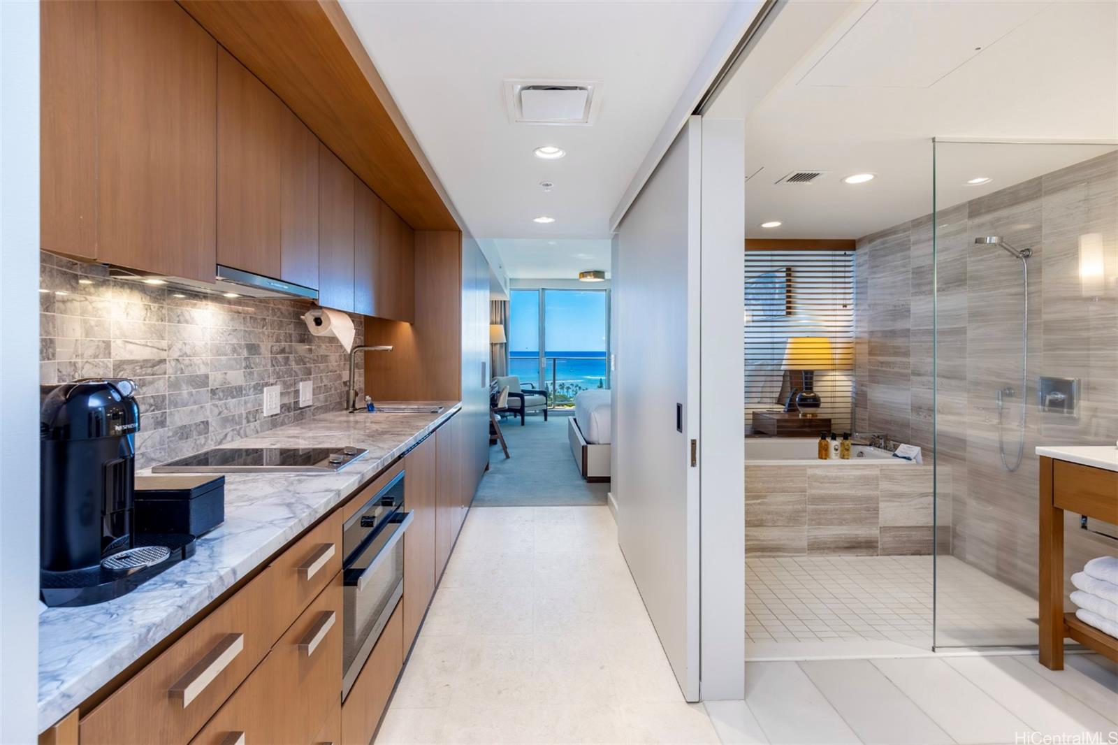 2139 Kuhio Avenue 2411