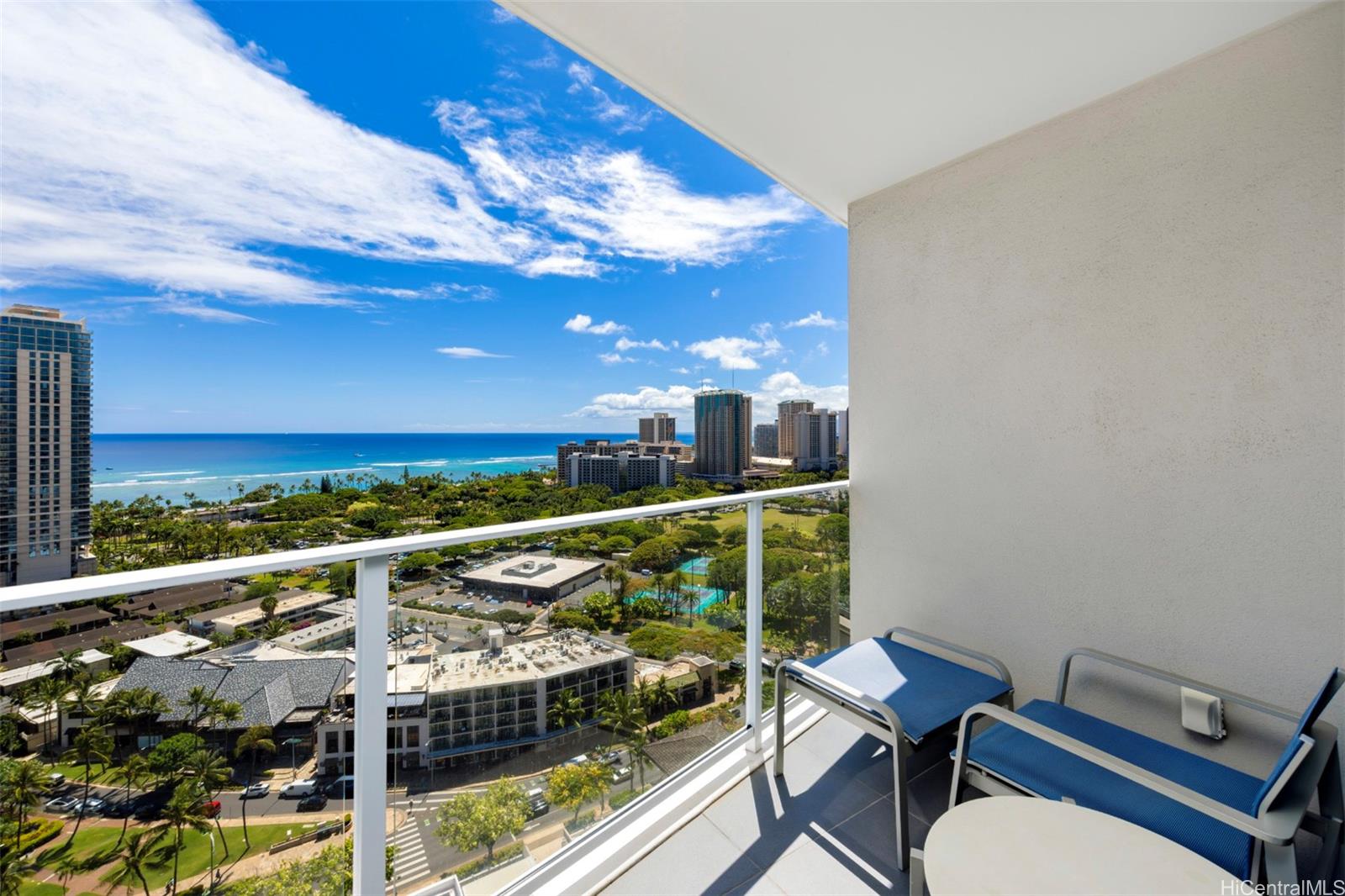 Photo 3 of 25