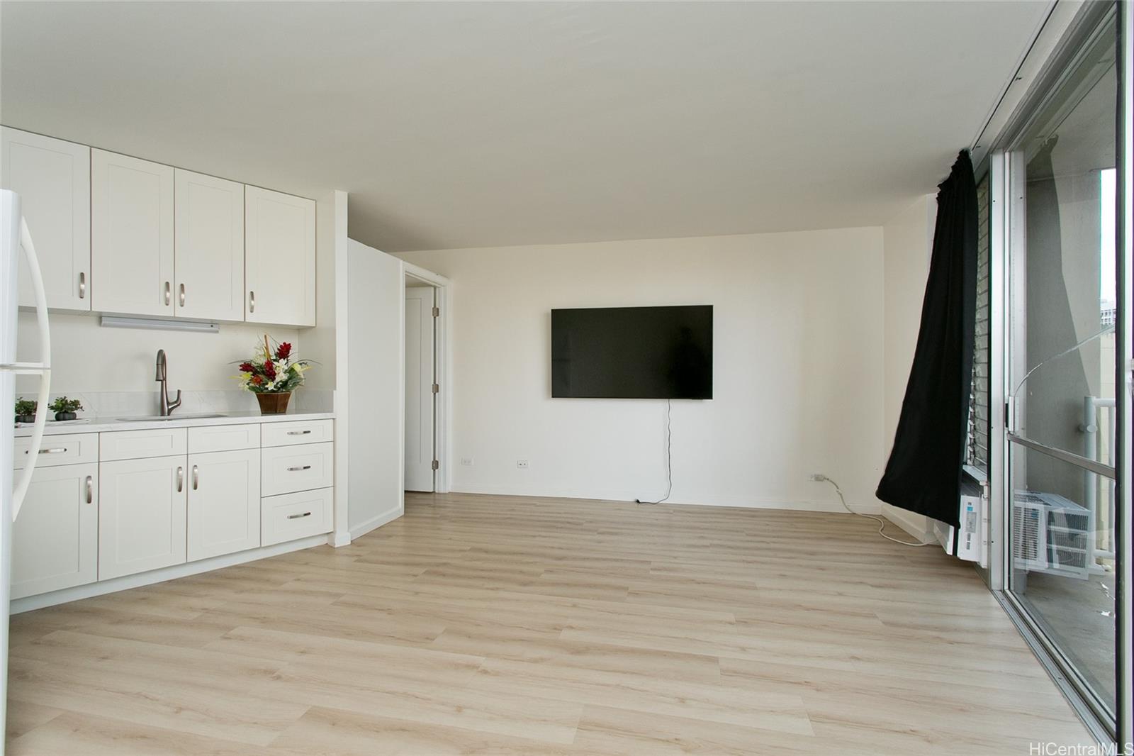 750 Amana Street  Unit 605