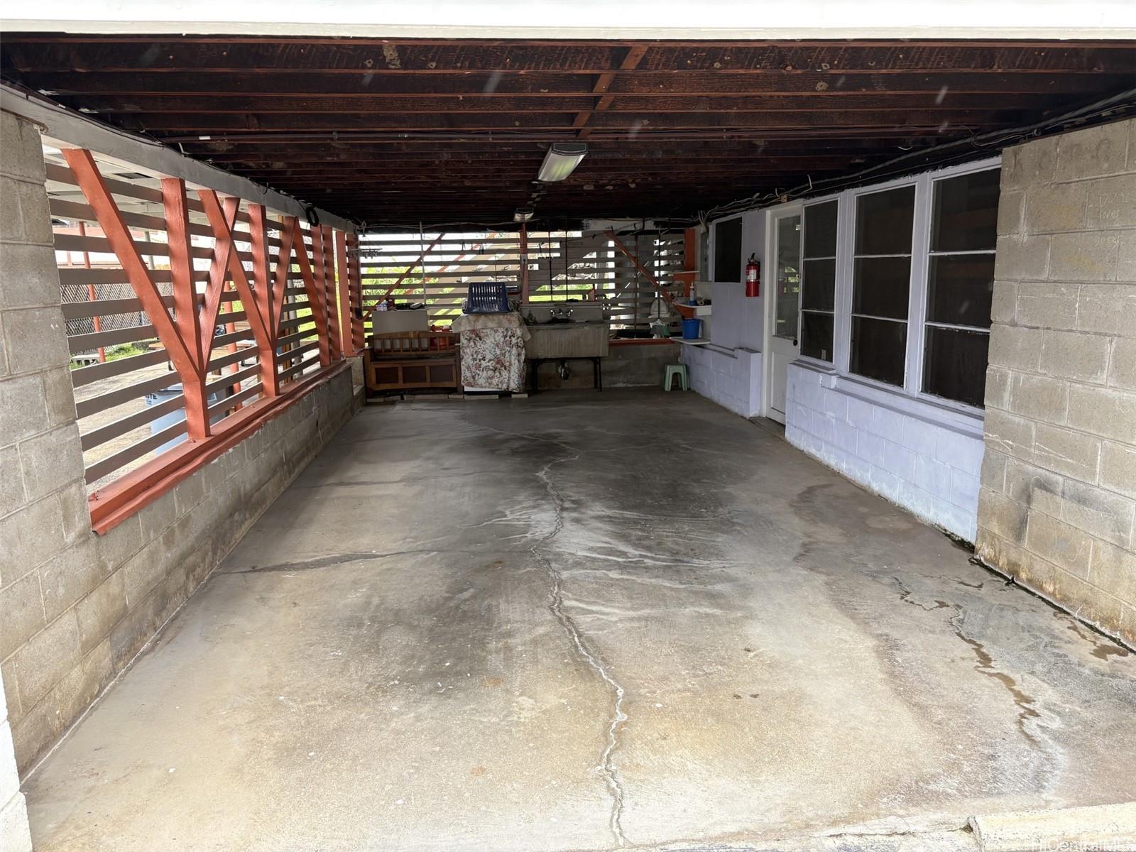 Photo 18 of 20