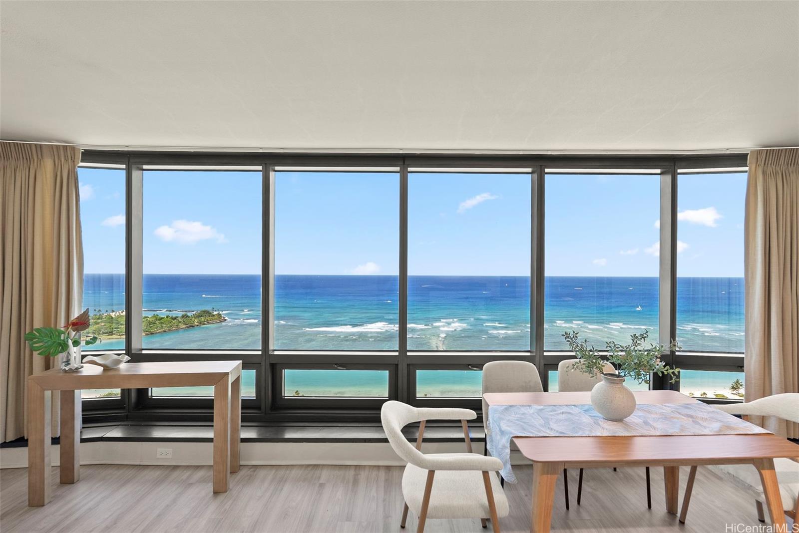 1330 Ala Moana Boulevard 3704