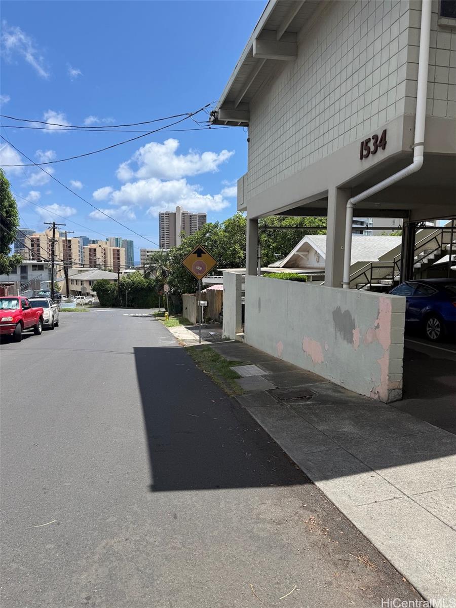 1540 Magazine Street  Unit B1