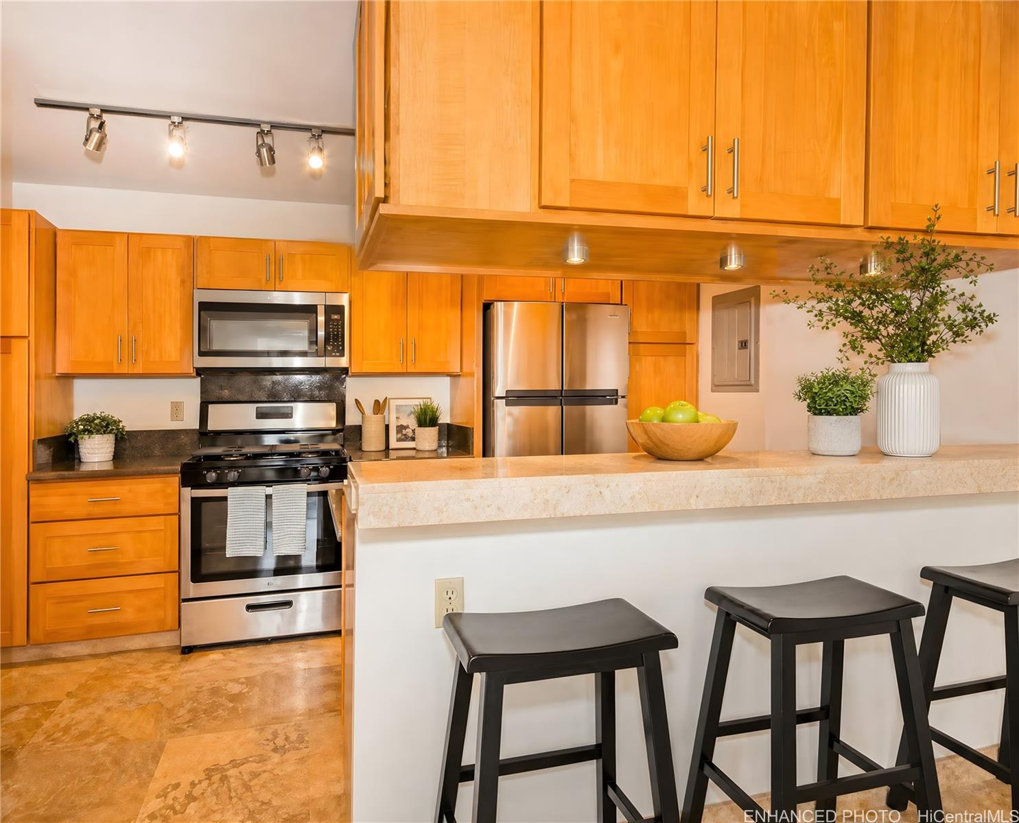 91-1135 Puamaeole Street 20D