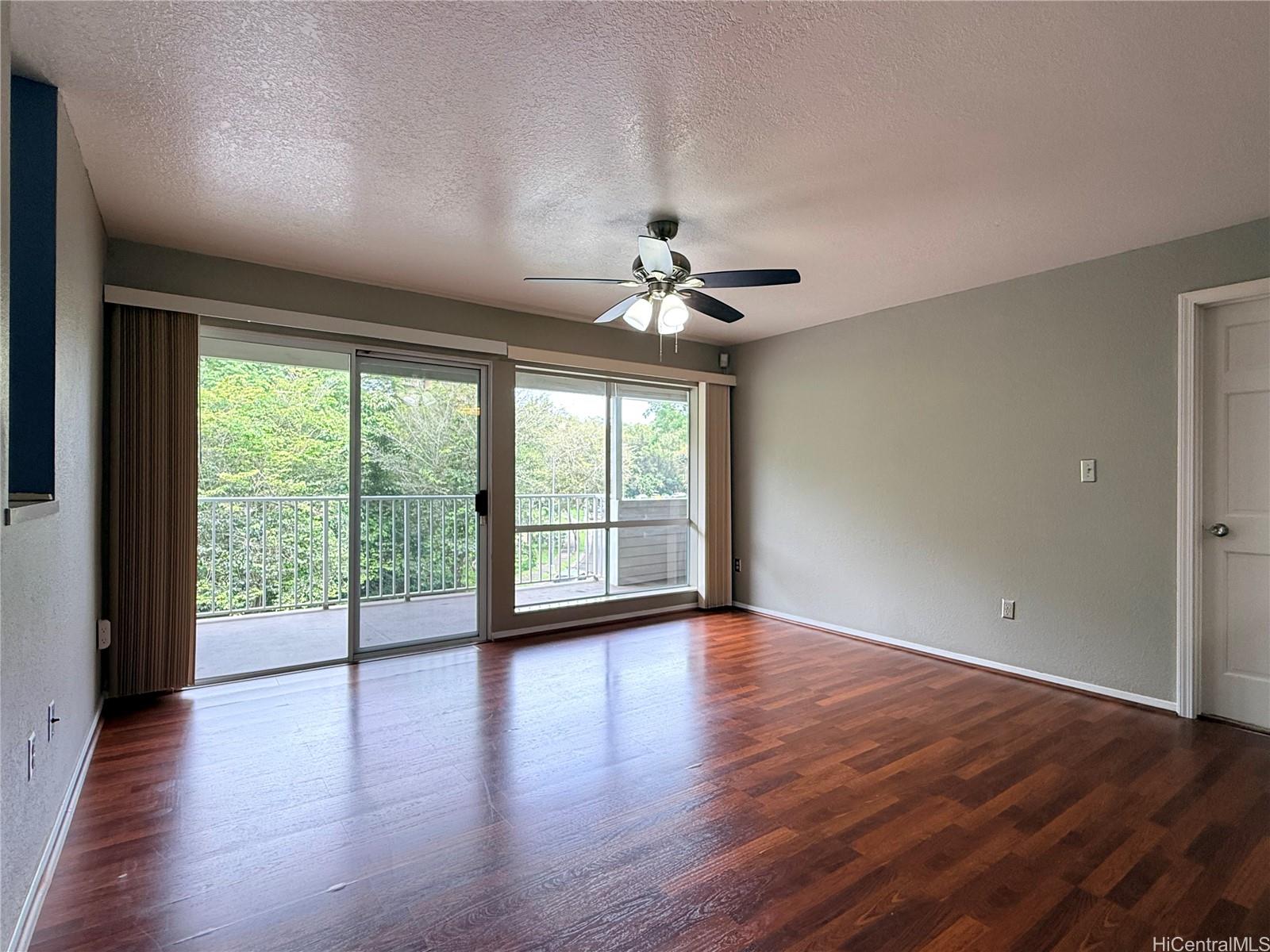 95-270 Waikalani Drive  Unit C204