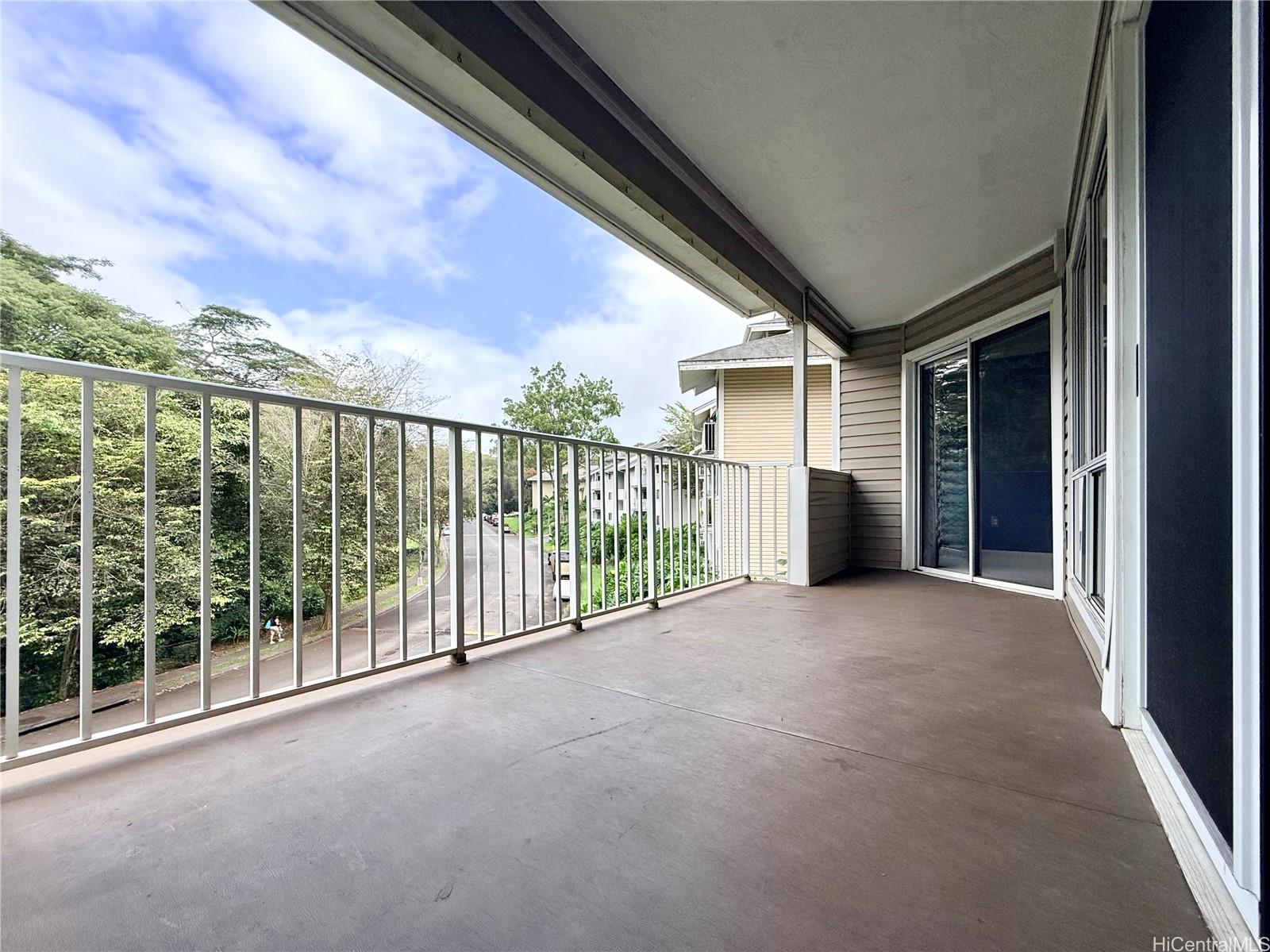 95-270 Waikalani Drive  Unit C204