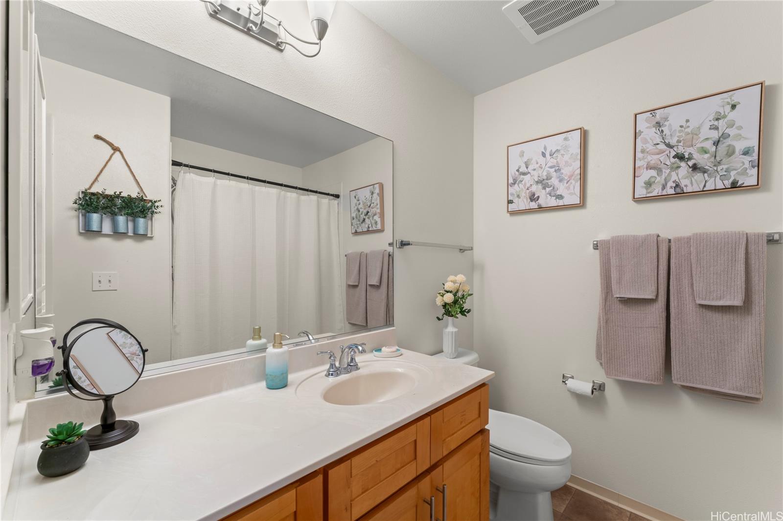 91-1265 Kamaaha Avenue  Unit 504