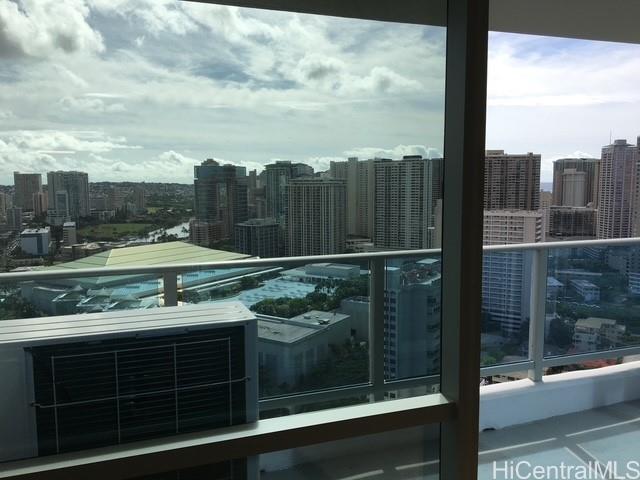 Photo 2 of 7