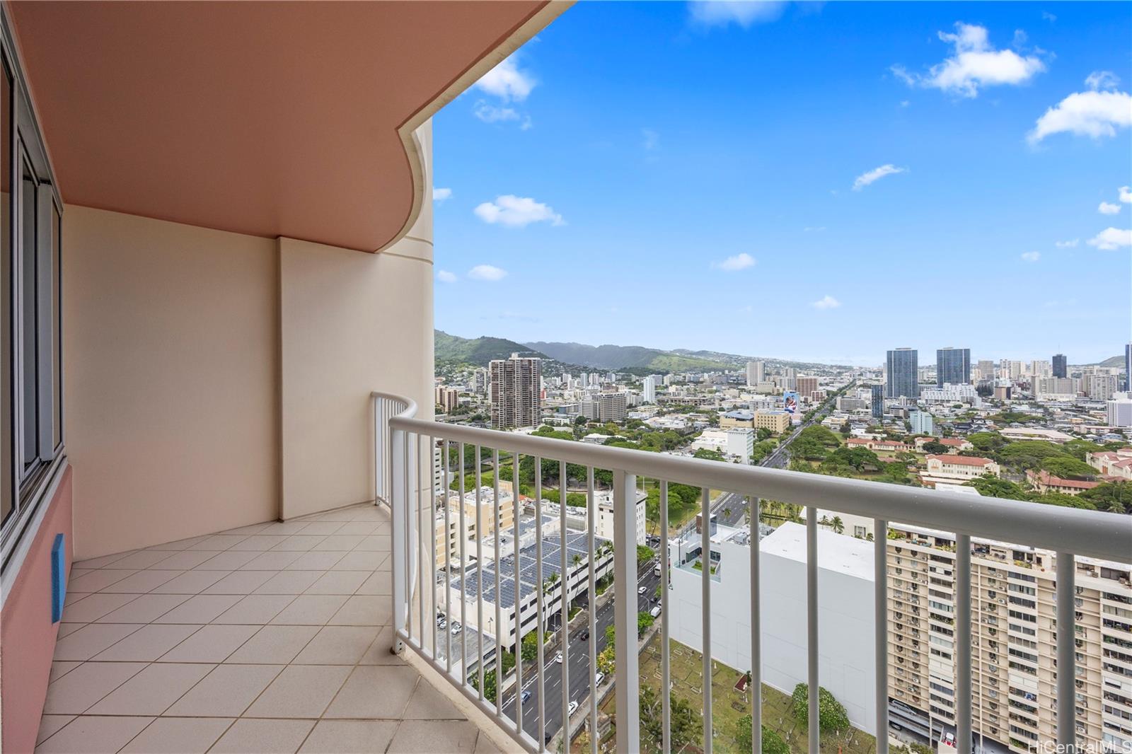 801 S King Street  Unit 3401