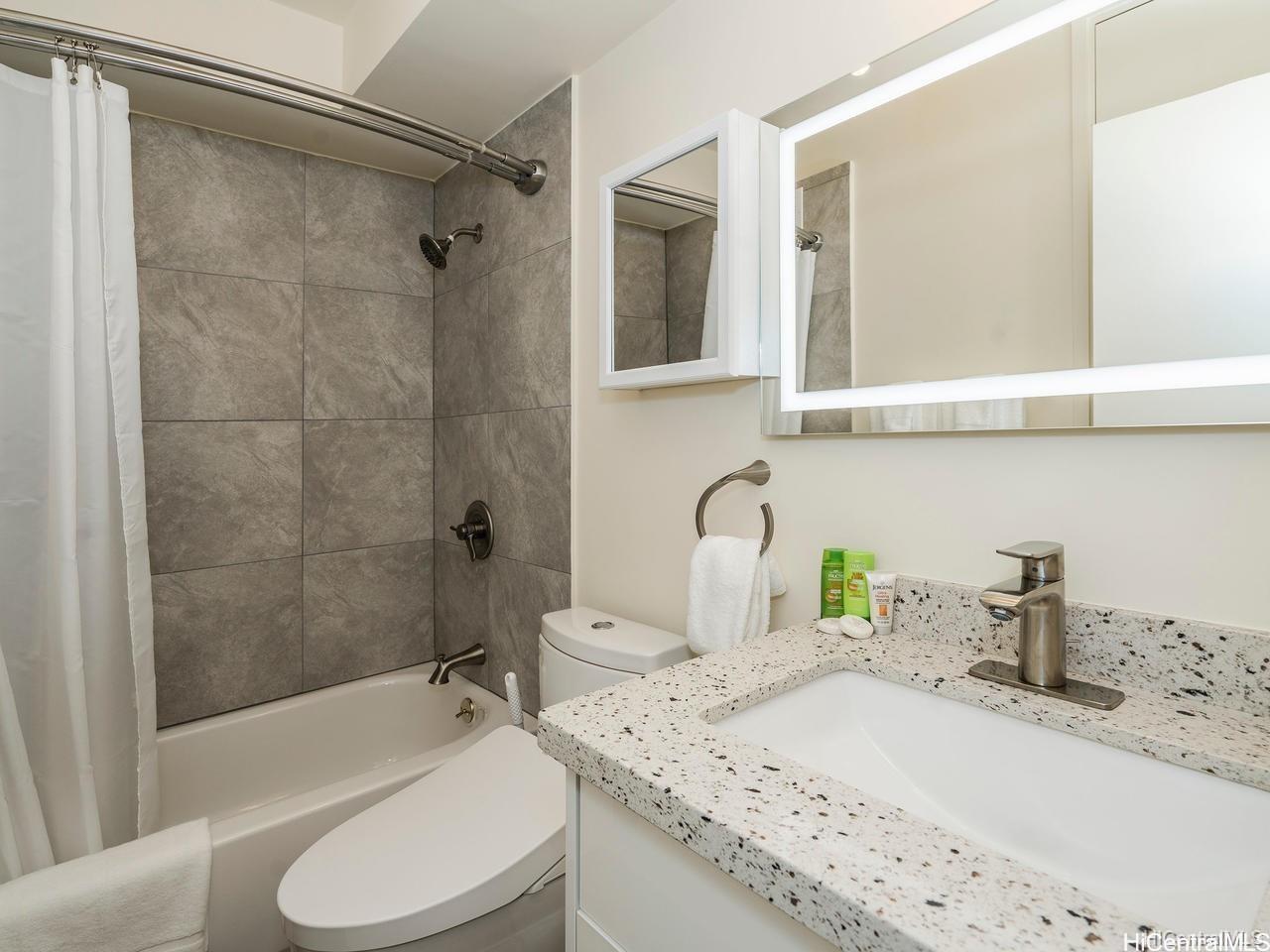 2345 Ala Wai Boulevard  Unit 1101